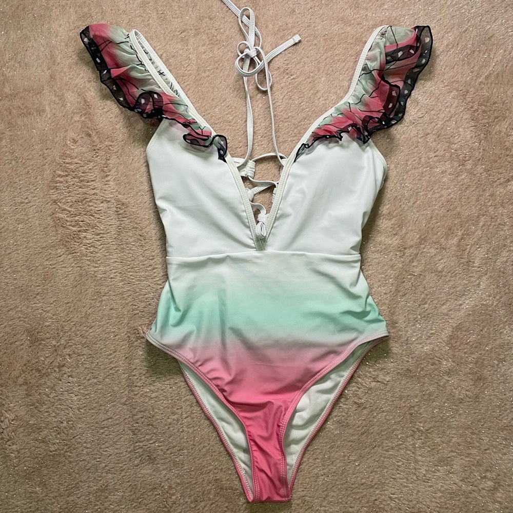 Elegant Ruffled Gradient One Piece Swimsuit